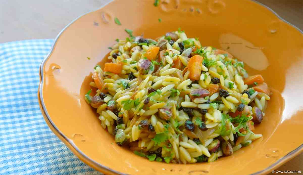 Toasted orzo with carrots, raisins and pine nuts