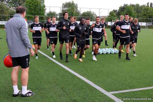 SPORTKORT WEST-VLAANDEREN. SK Roeselare toch niet uitgeschakeld in Croky Cup, zoon van ex-trainer Club Brugge stopt en WK-gangster wint klimkoers