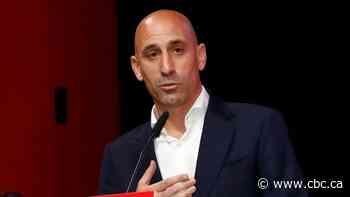 FIFA suspends Spain soccer chief, probes World Cup kiss player says wasn't consensual