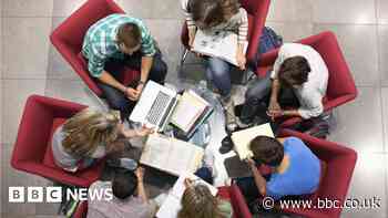Universities reliant on overseas students - report