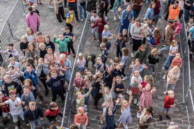 Ondernemersvereniging Unizo trakteert kinderen op kermisattractie