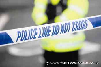 Selsdon Park Road Croydon: Man taken to hospital after crash