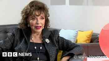 Dame Joan Collins on how performing at 90 'isn't gruelling'