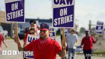 US car workers strike escalates as it enters third week