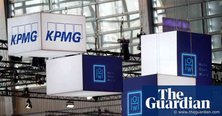 KPMG fined record £21m over Carillion audit failures