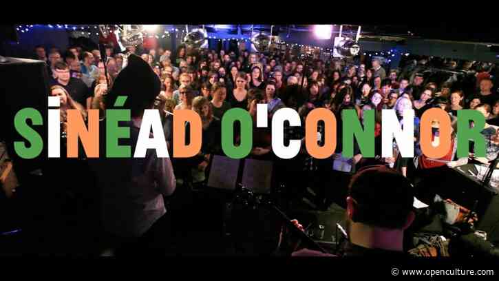 A Choir with 1,000 Singers Pays Tribute to Sinéad O’Connor & Performs “Nothing Compares 2 U”