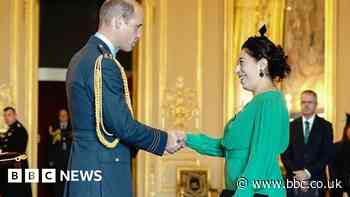 Prince William gives medal to woman after Rhondda attack