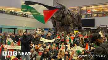 Sit-in protest at Birmingham New Street Station