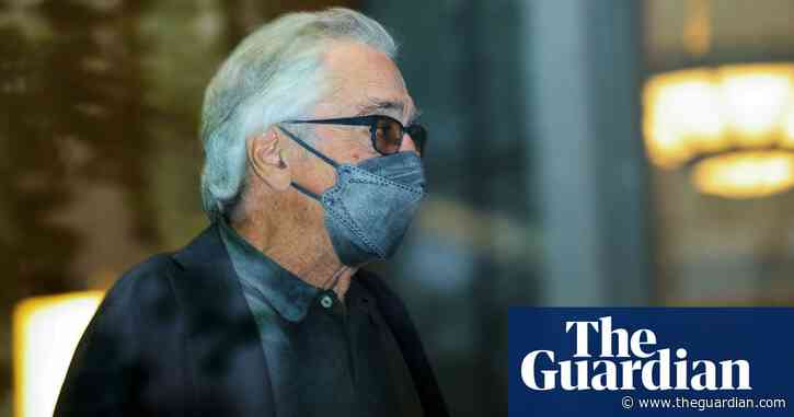 You scratch my back: De Niro court battle lifts veil on celebrity assistants