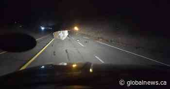 Crews unable to assess rock slide near Keremeos, B.C. due to fog