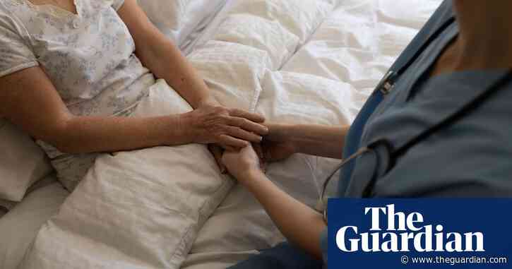 Prioritise quality of life over prolonging it for elderly, Chris Whitty tells medics