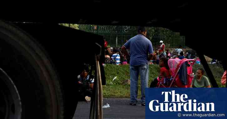 Mexico authorities find 123 people trapped in locked trailer