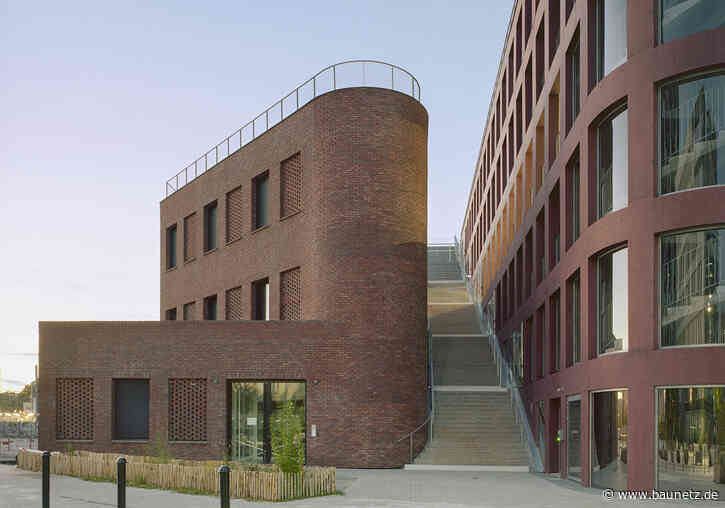 Mixed-Use am Bahnhof
 - Ensemble von RAUM Architectes in Nantes