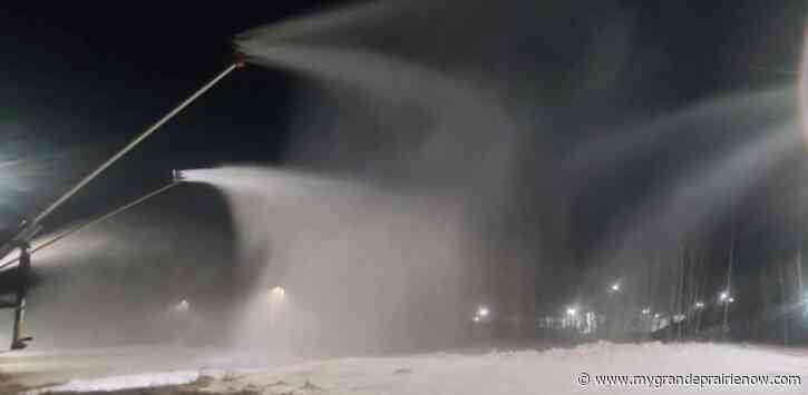 Nitehawk Adventure Park fires up snow machines as temperatures cool off