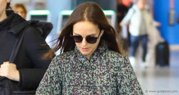 Natalie Portman Makes Her Way Through JFK Airport After Landing in NYC