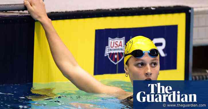 Summer McIntosh ends Katie Ledecky’s 13-year win streak in 800m freestyle