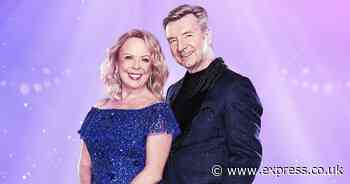 'Emotional' Torvill and Dean say goodbye on 40th Anniversary of Bolero - Final tour ever