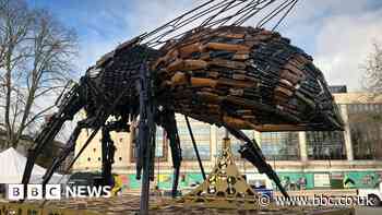 Anti-weapon bee sculpture 'thought-provoking'