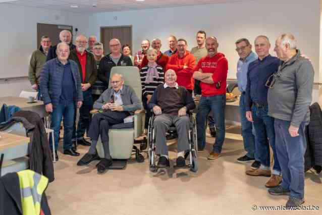 Oud-turners krijgen bezoek in woonzorgcentrum Heymeulen