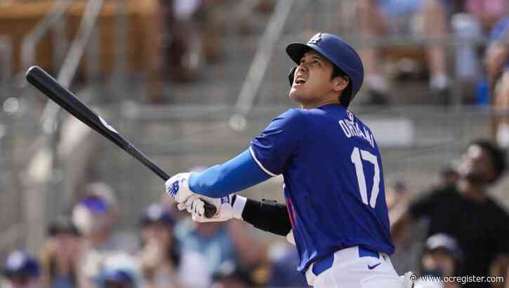 Shohei Ohtani homers in his Dodgers spring debut
