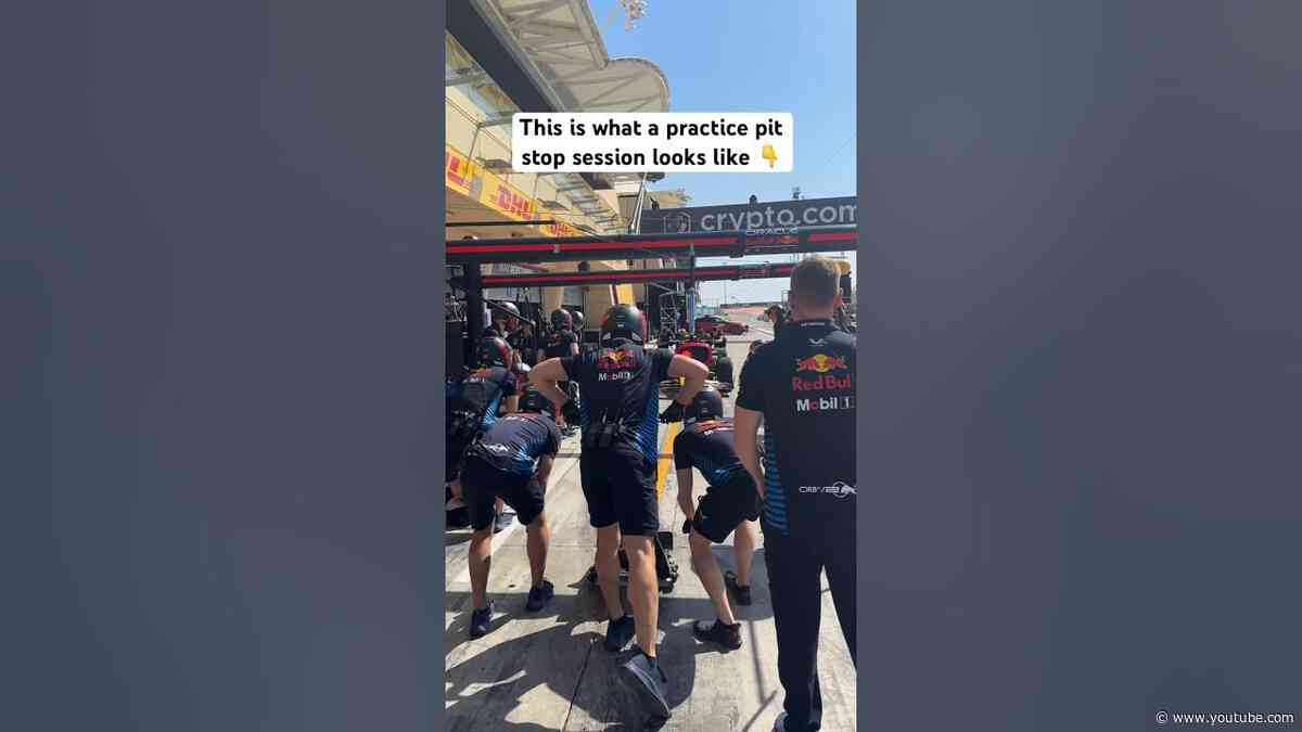 This is why our pit crew are so good…💪 #RedBullRacing