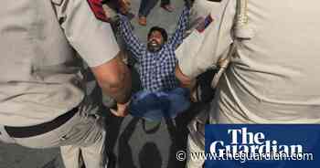 Protests, flying popcorn and pyramids: photos of the day – Friday