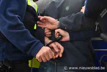 Politie kan frontale botsing maar net vermijden tijdens achtervolging in Wilrijk: man (33) gearresteerd