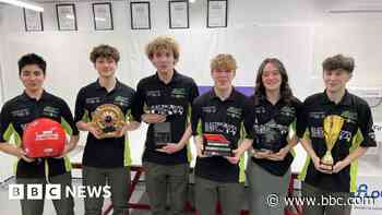 Students compete for F1 world title after UK success