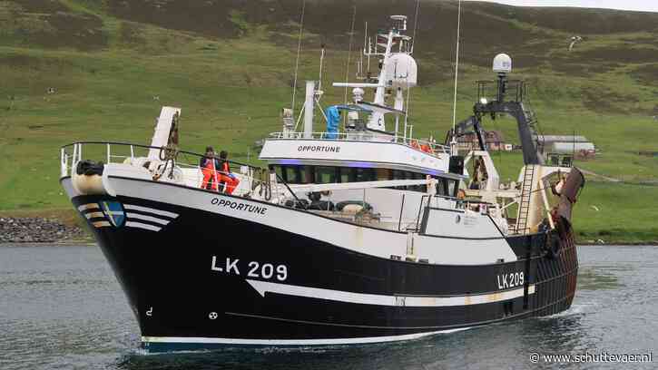 Twinrigger LK-209 vergaat in ruw weer ten oosten van Shetland