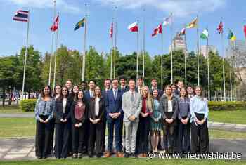 Wout (20) wordt samen met delegatie Belgische studenten wereldkampioen diplomatie: “Compromissen sluiten zit nu eenmaal in ons DNA”