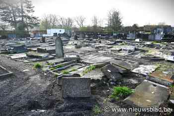 Begraafplaats vol brokstukken van afgebroken graven, ontsteltenis is groot: “Een inschattingsfout”