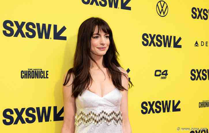 Anne Hathaway reveals she had a miscarriage while playing a pregnant woman