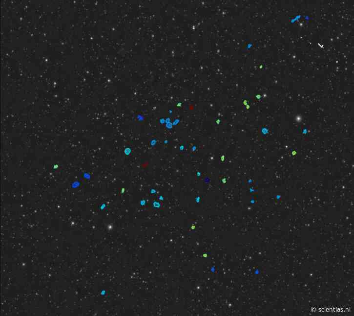 Astronomen waren op zoek naar iets heel anders toen ze plots 49 nieuwe sterrenstelsels tegenkwamen