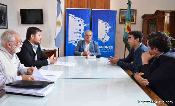 Patagones: Marino firmó un convenio con autoridades de Corfo