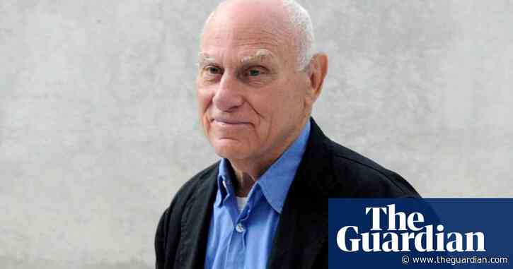 Richard Serra, uncompromising American abstract sculptor, dies aged 85