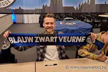Club Brugge-spelers met blikvanger Simon Mignolet signeren tijdens supportersavond Blauw-Zwart Veurne