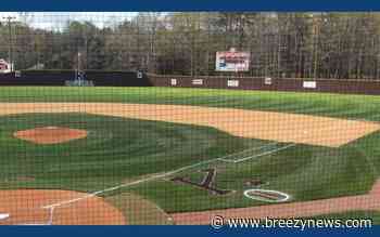 Kosciusko Baseball defeat Louisville Wildcats