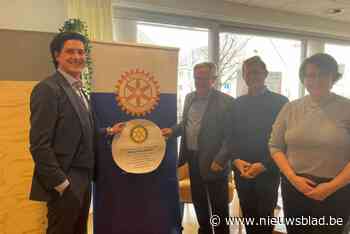 Wase Rotaryclubs schenken 12.000 euro aan dementieproject Odisee-hogeschool