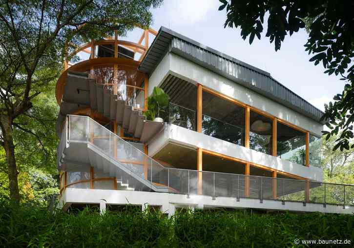 Geöffnetes Klubhaus
 - Umbau von OMA in Singapur