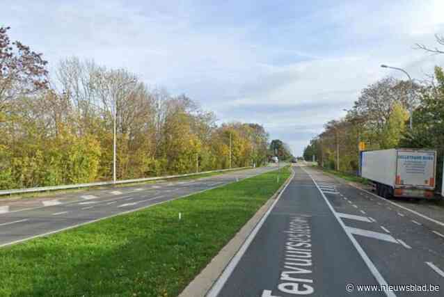 Tervuursesteenweg enkele dagen afgesloten voor plaatsing fietstunnel