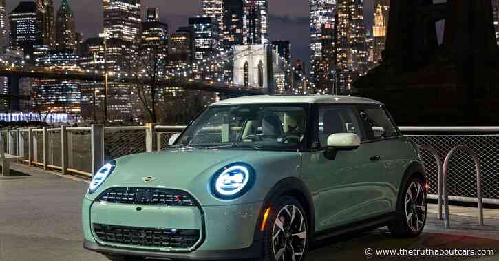 2025 Mini Cooper S Hardtop Revealed in NYC