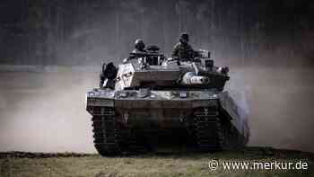 Panzer-Wettlauf im Niemandsland: Russische und ukrainische Teams kämpfen um beschädigtes Kriegsgerät