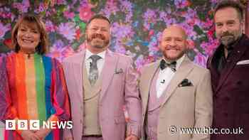 Gay couple marry live on Lorraine Kelly show