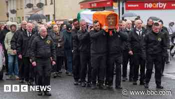 Irish flag 'shouldn't have been' on IRA killer's coffin