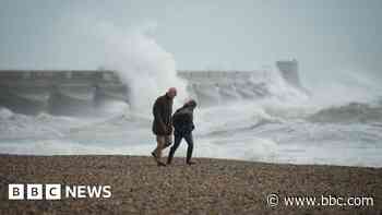 Yellow wind warning issued for Sussex
