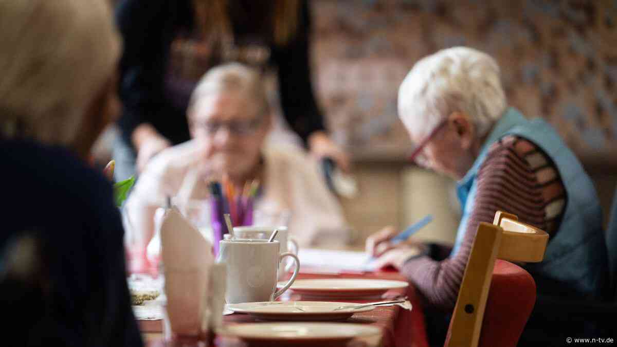 Schutz vor geistigem Verfall: Soziale Aktivität ist ein Muss im Pflegeheim