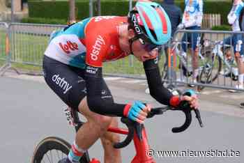 Robin Orins tussen de profs in Volta Classic