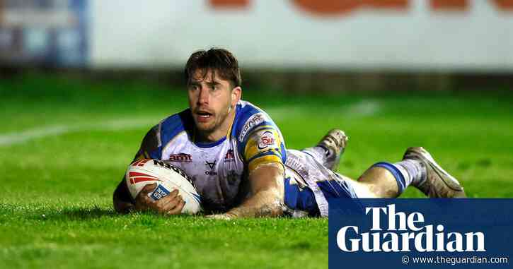 Leeds make struggling Castleford pay heavy price for their wastefulness