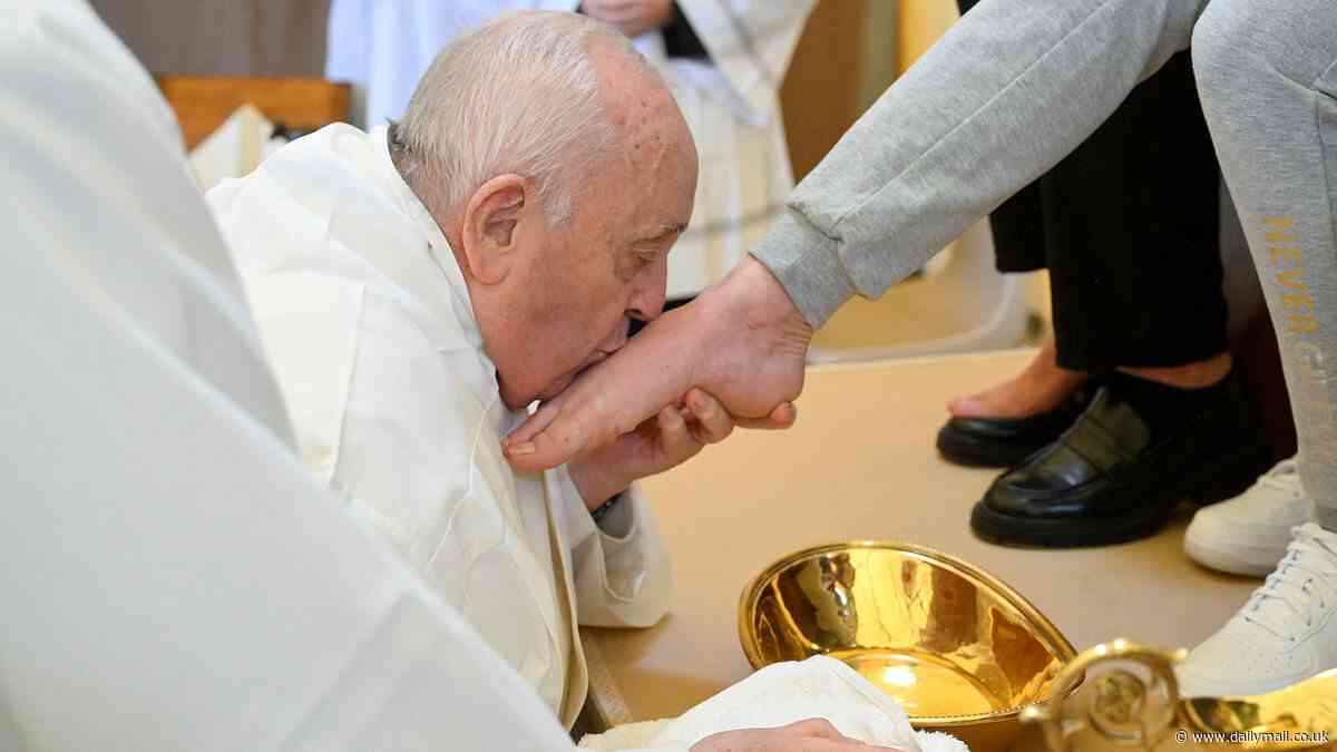 Pope Francis visits women's prison in Rome to wash the feet of 12 inmates from his wheelchair to mark Maundy Thursday