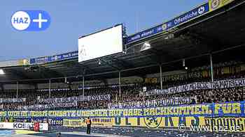 Vor dem Derby: 96-Chaoten hängen Banner mit Beleidigung an Braunschweiger Stadiondach